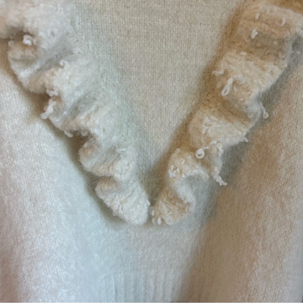 Farm Rio Cream Sweater Size P/S - Picture 2 of 11